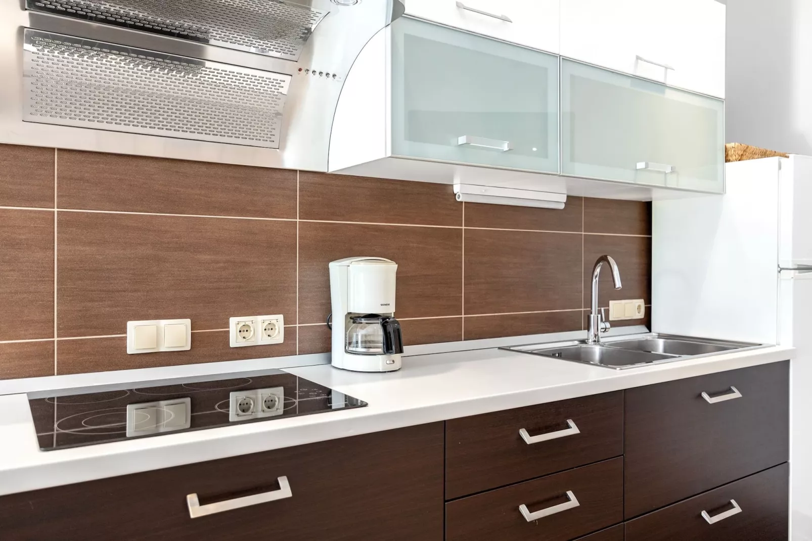Blanka N2 - Shared Jacuzzi, Magical Garden-Keuken