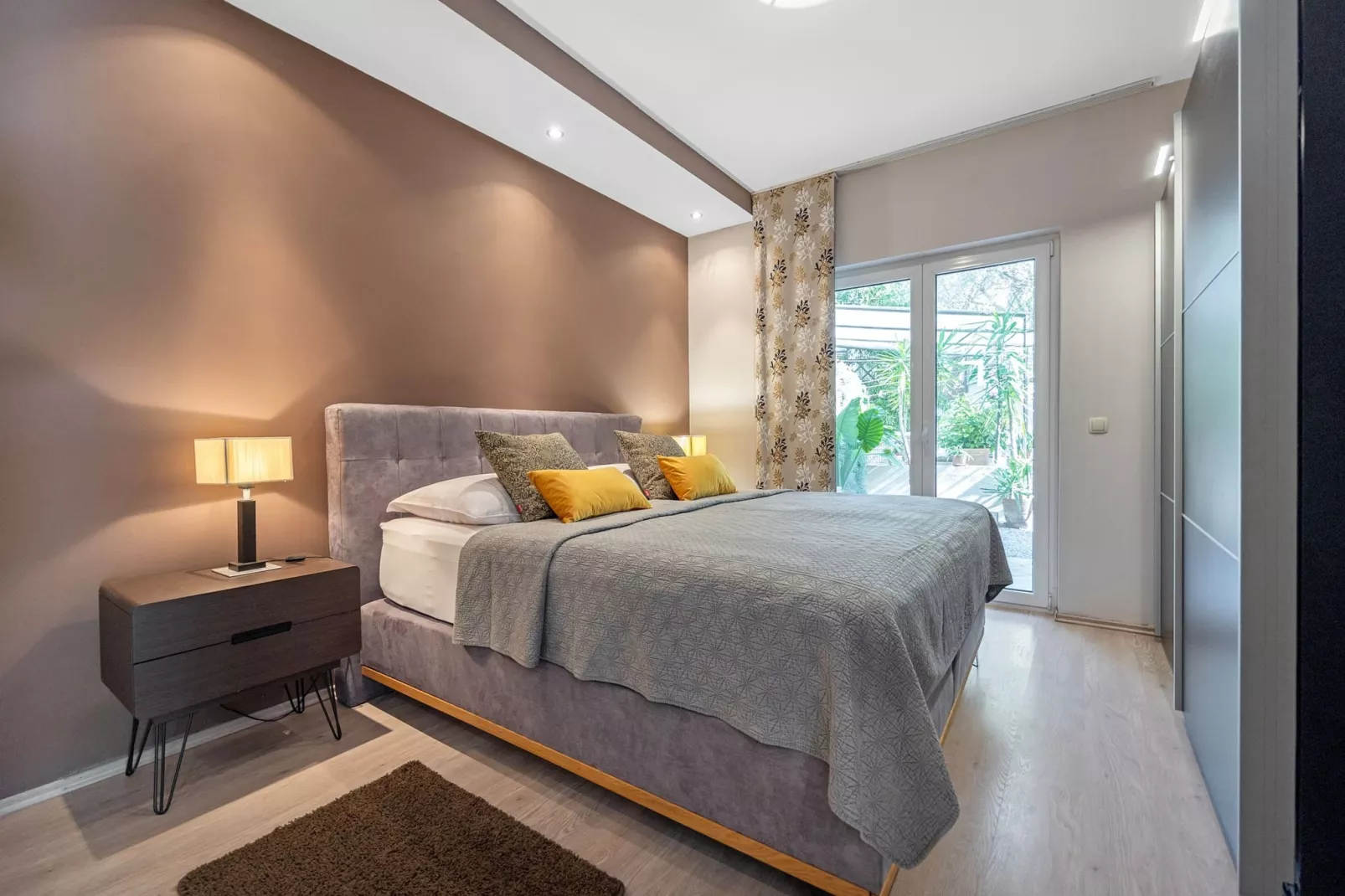 Blanka N2 - Shared Jacuzzi, Magical Garden-Slaapkamer