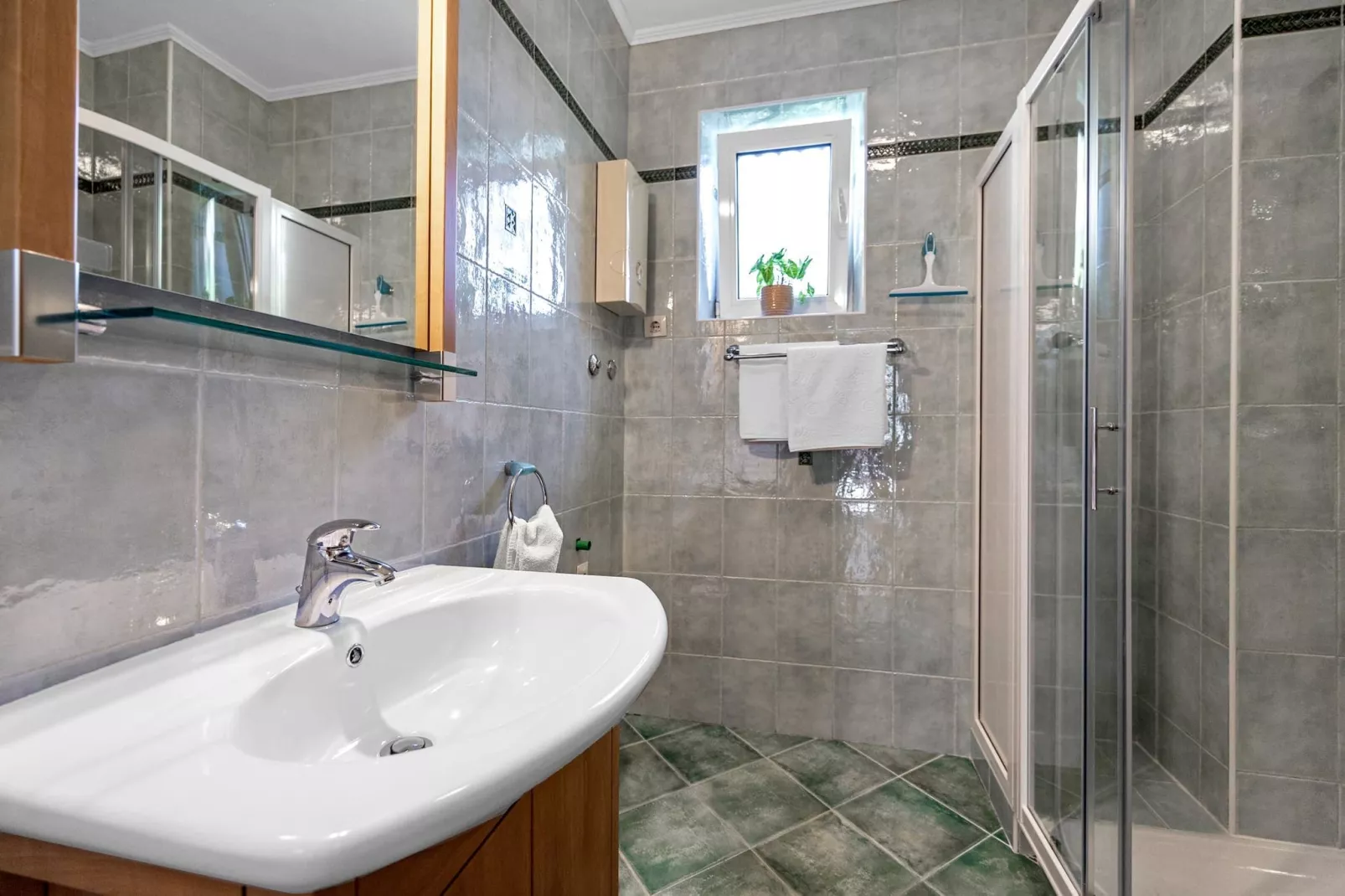 Blanka A1 - Shared Jacuzzi, Magical Garden-Badkamer