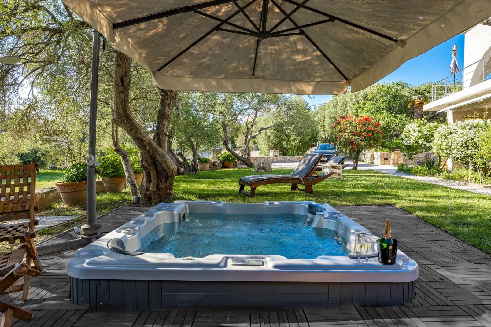 Blanka C2 - Shared Jacuzzi, Magical Garden-Wellness