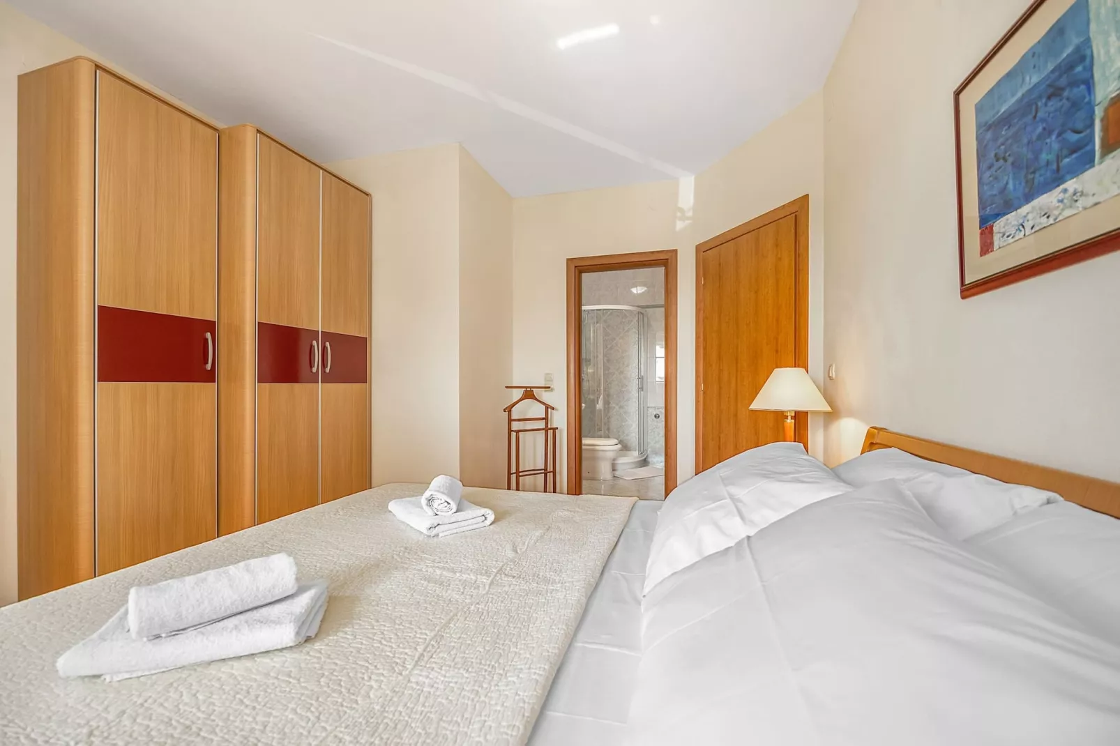 Blanka B2 - Shared Jacuzzi, Magical Garden-Slaapkamer