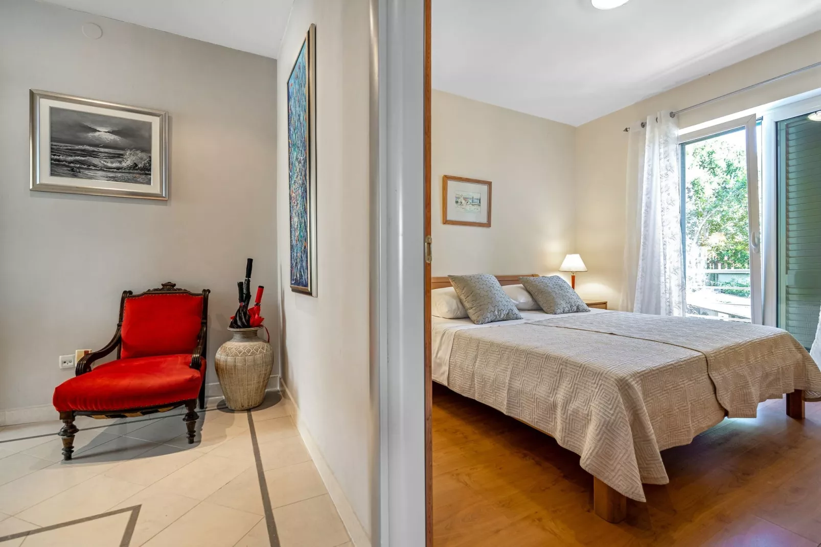 Blanka B2 - Shared Jacuzzi, Magical Garden-Slaapkamer