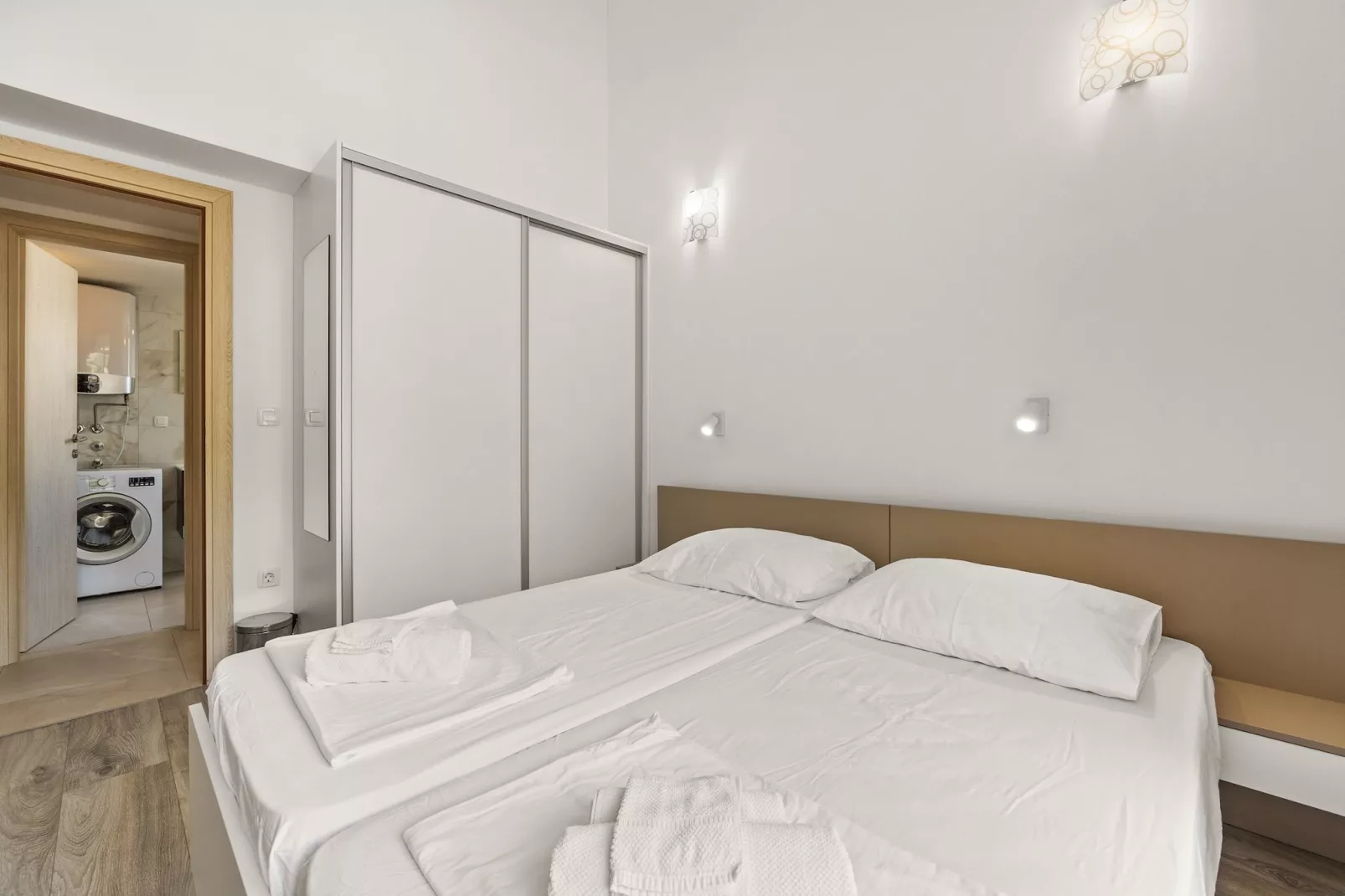 Apartment Paula with Sea View-Slaapkamer