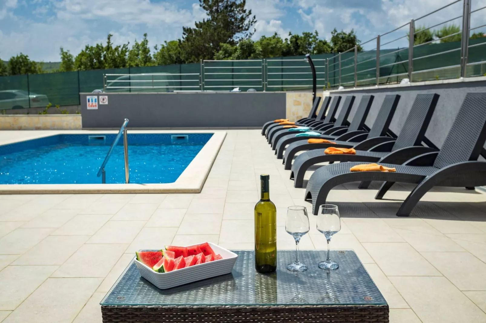 Holiday Home Greta with Private Pool-Zwembad