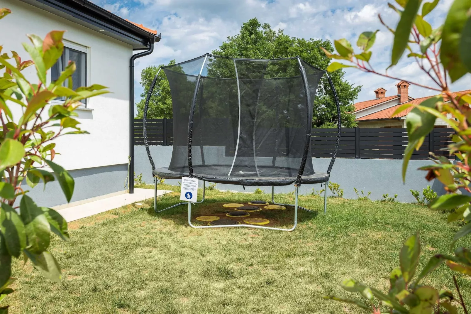 Holiday Home Greta with Private Pool-Tuinen zomer