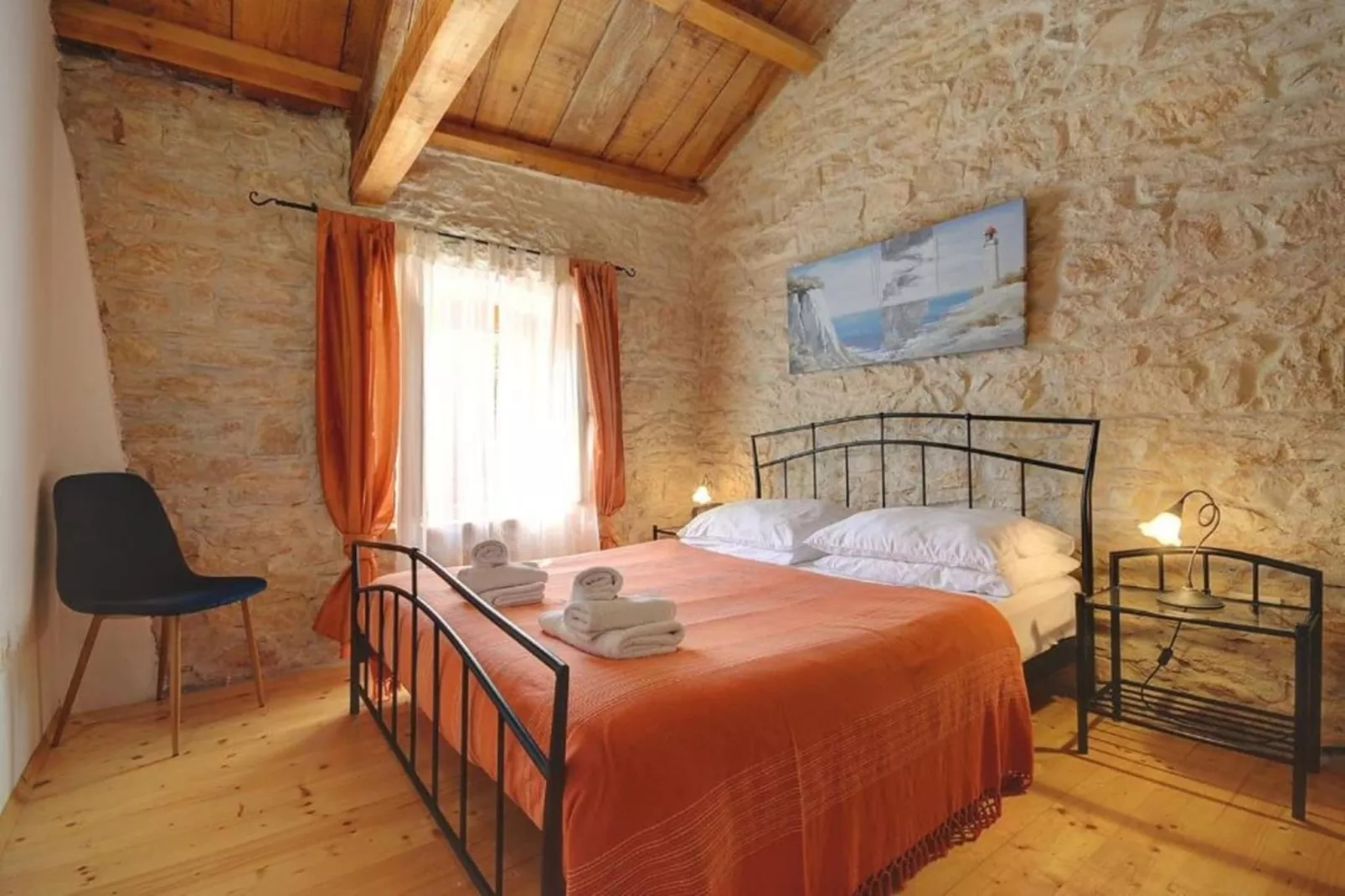 Villa Katherine with Pool and Game Room-Slaapkamer