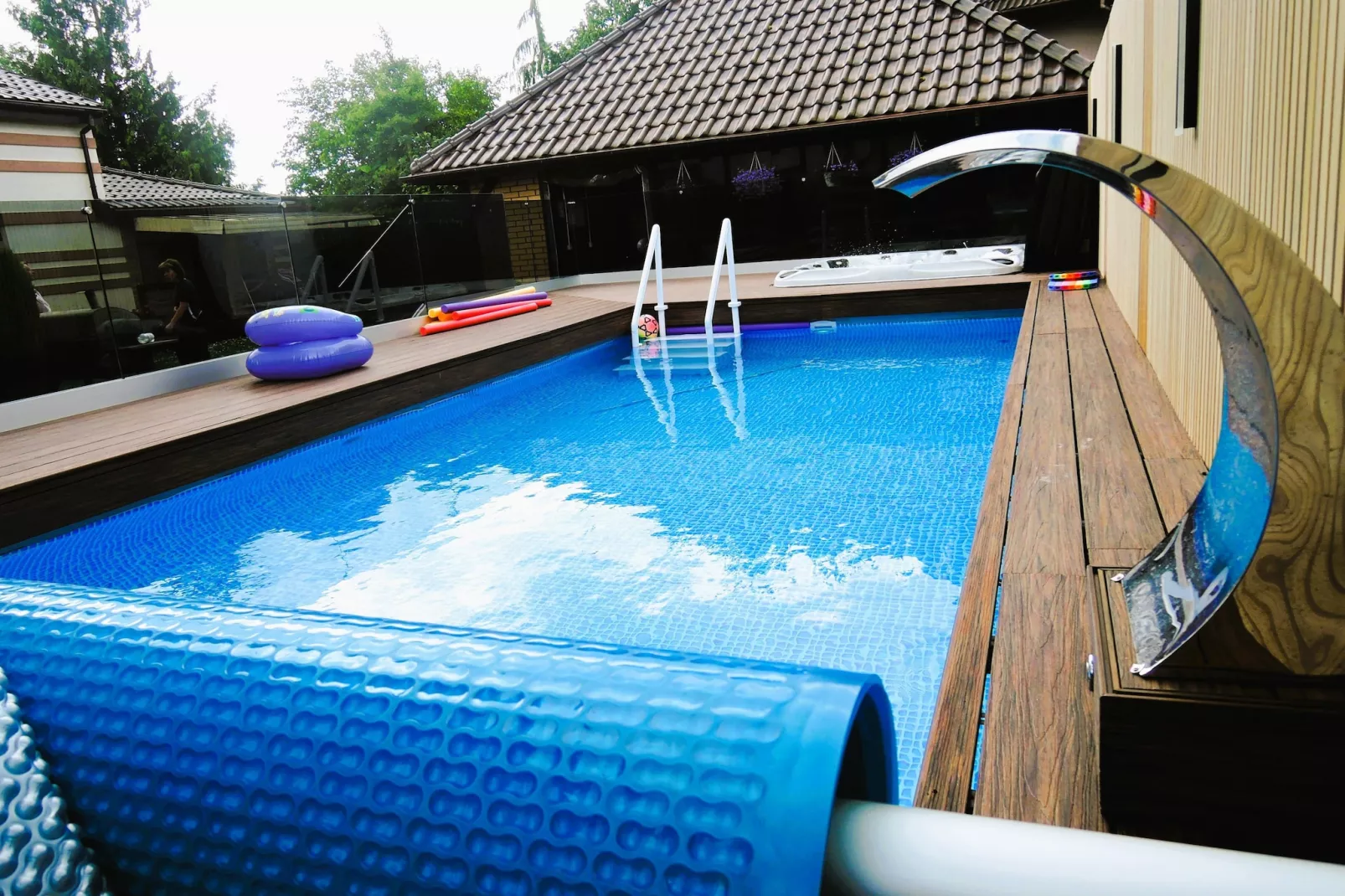 pool