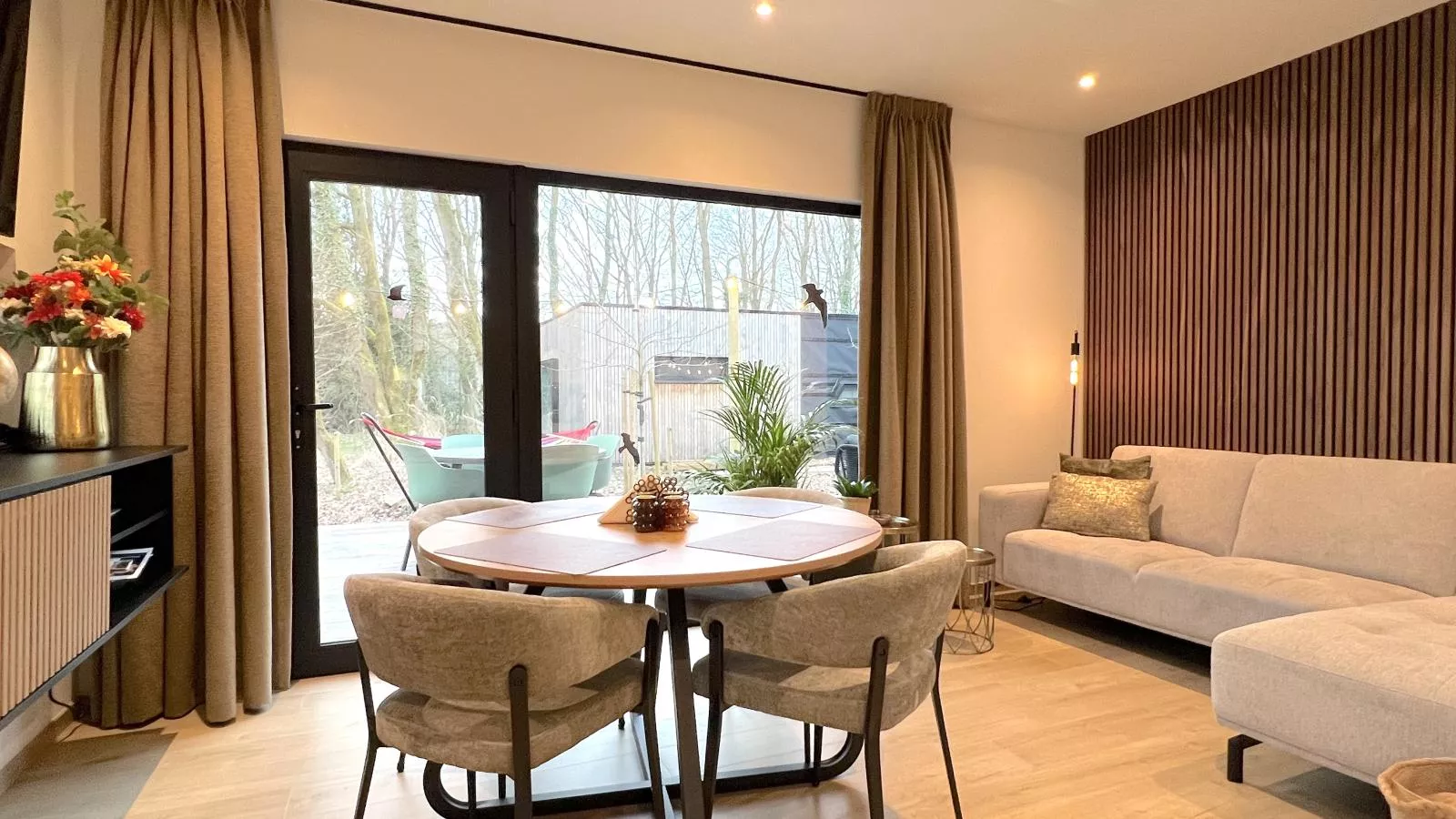 Zen en Zoet-Eetkamer