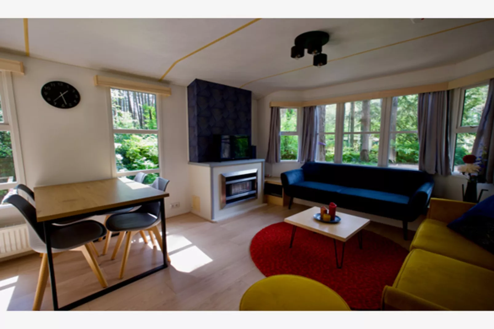 Sijs-Woonkamer