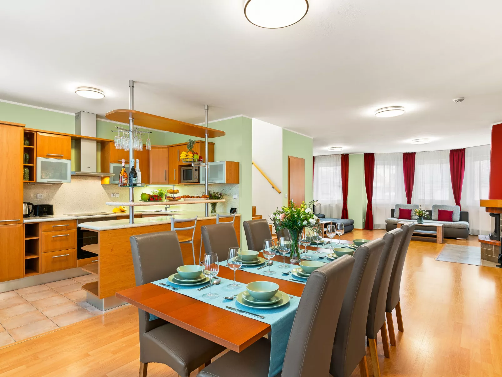 Pool & Garden Villa-Binnen