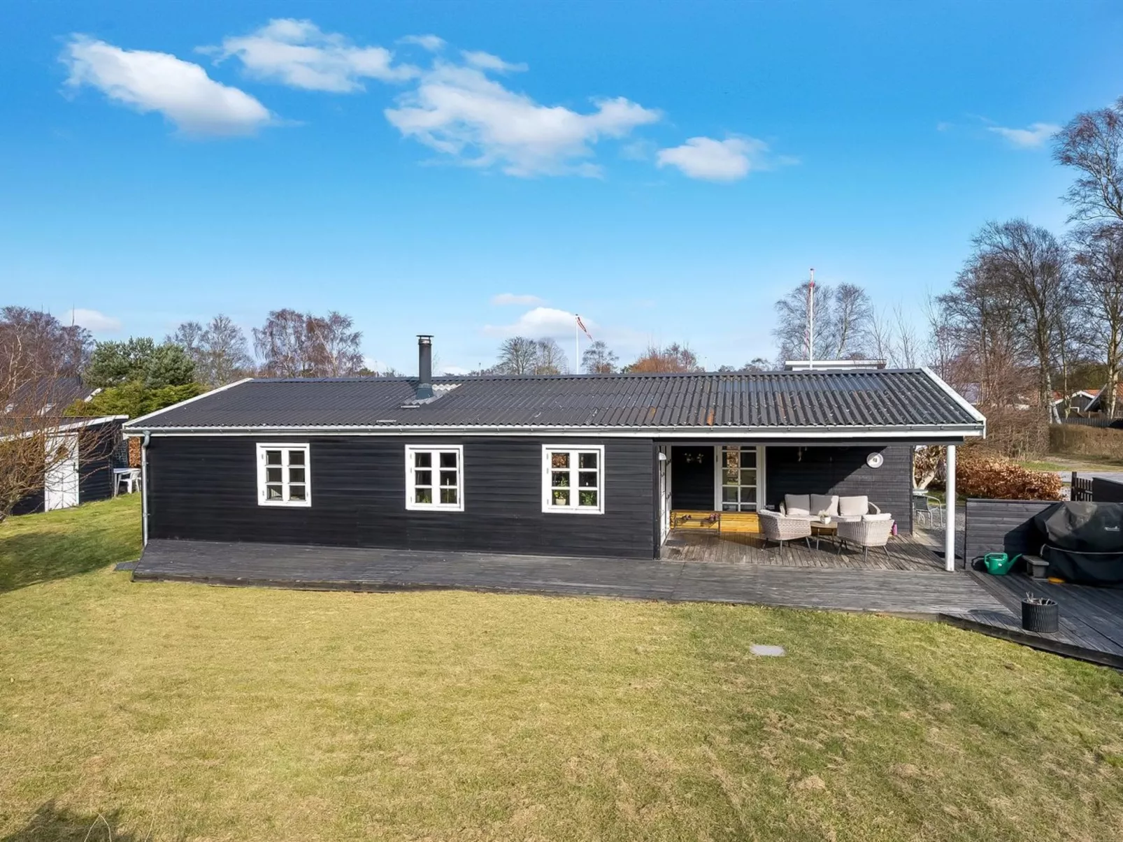 "Sande" - 400m from the sea-Buiten
