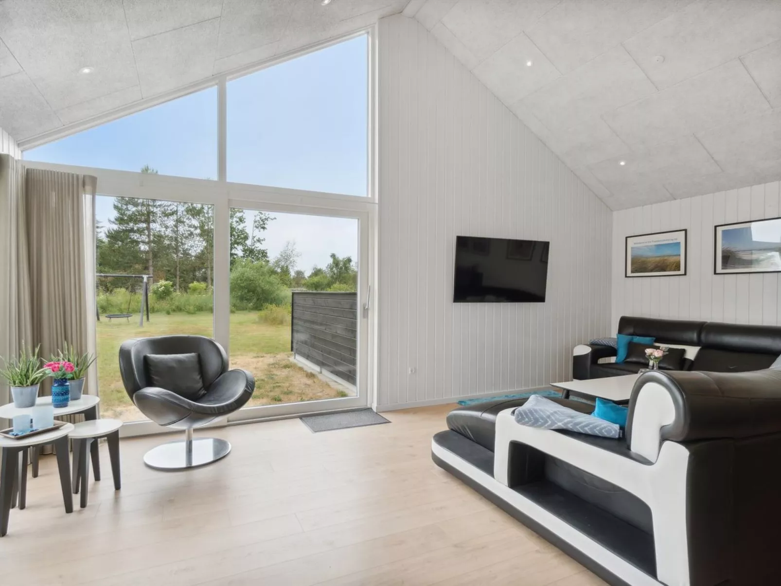 "Sunna" - 1.2km from the sea-Binnen