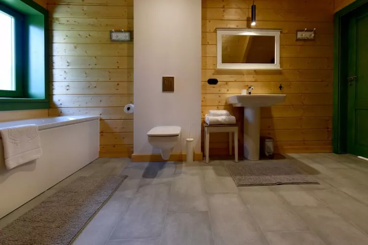 Domy nad Drawskim-Badkamer