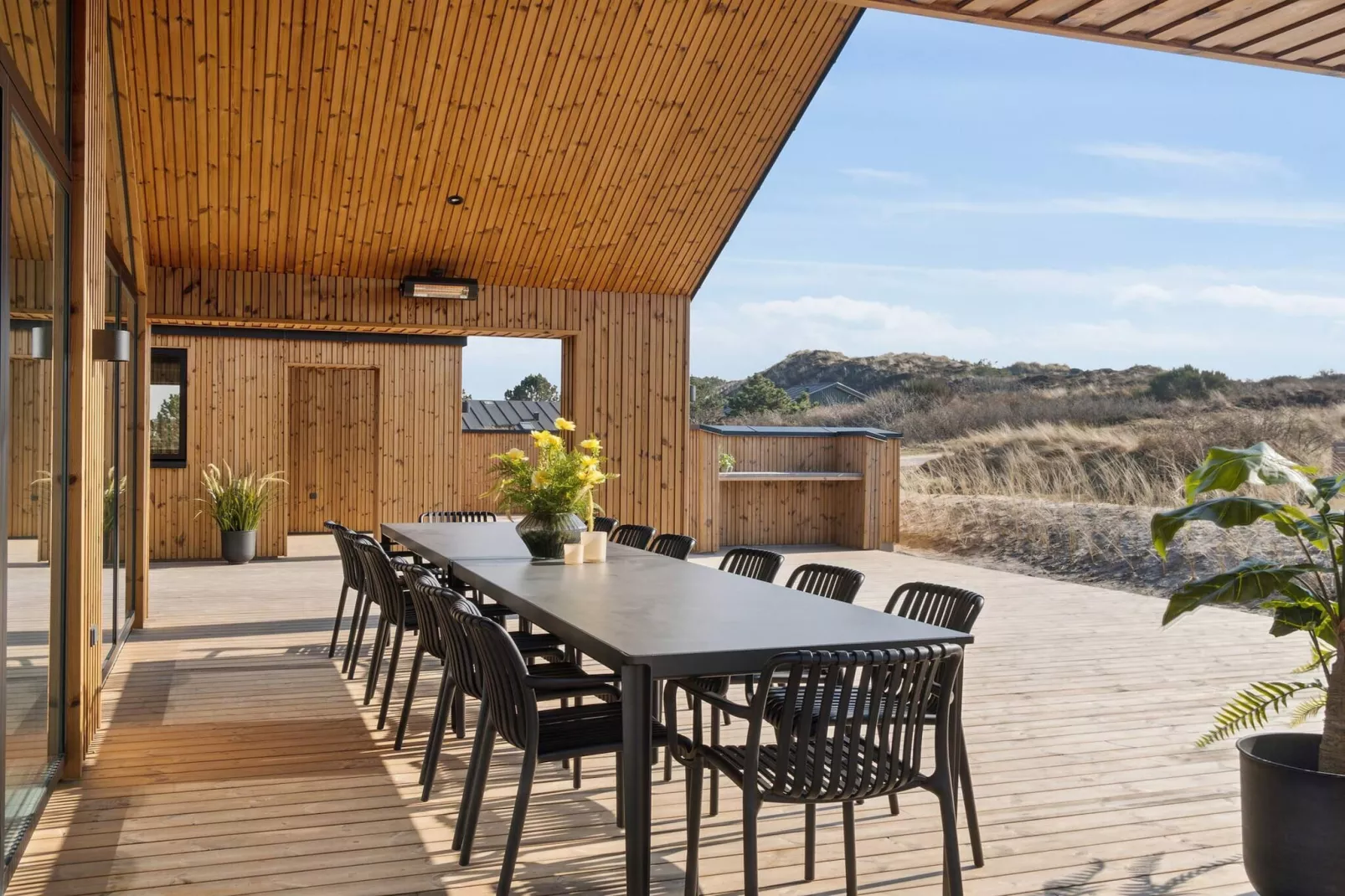 5-sterren vakantiehuis in Henne Beach-Buitenlucht