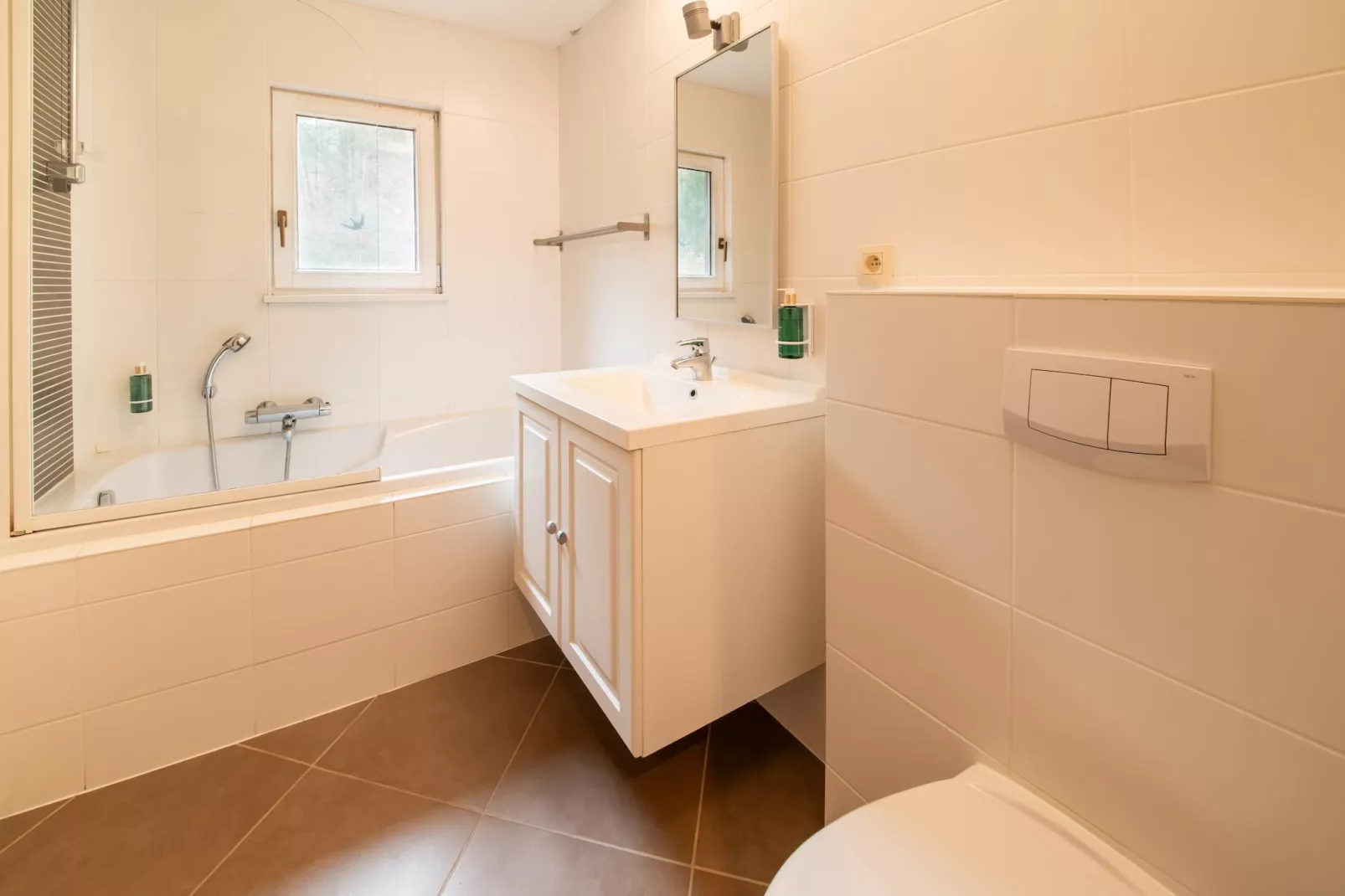Le Moulin-Badkamer
