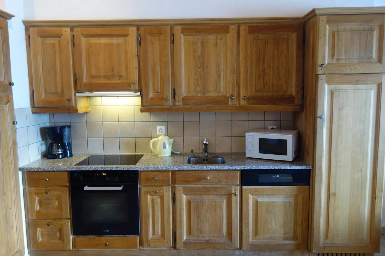Plein Ciel VA 051 - MOUNTAIN apartment 8 pers-Keuken