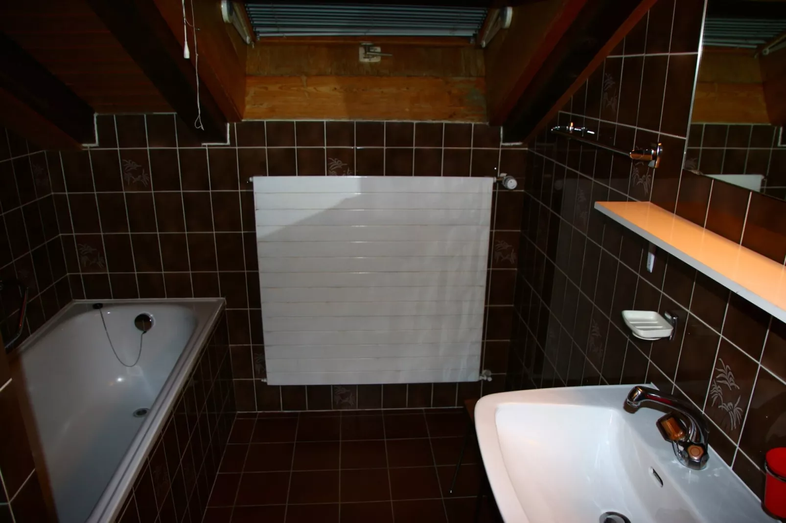 Greppons O 040 - MOUNTAIN apartment 8 pers-Badkamer