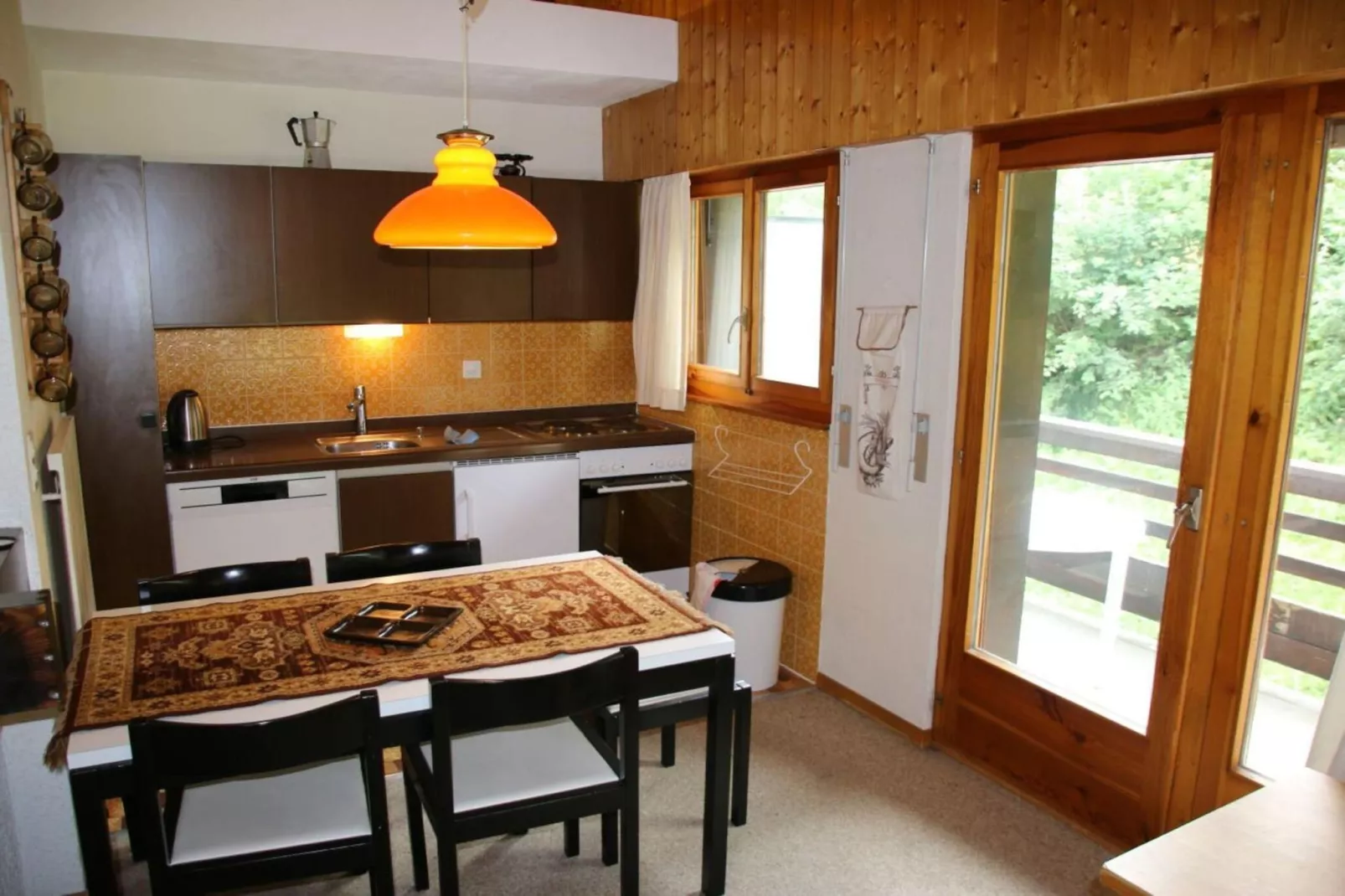 Diablerets D 048 - MOUNTAIN apartment 4 pers-Eetkamer