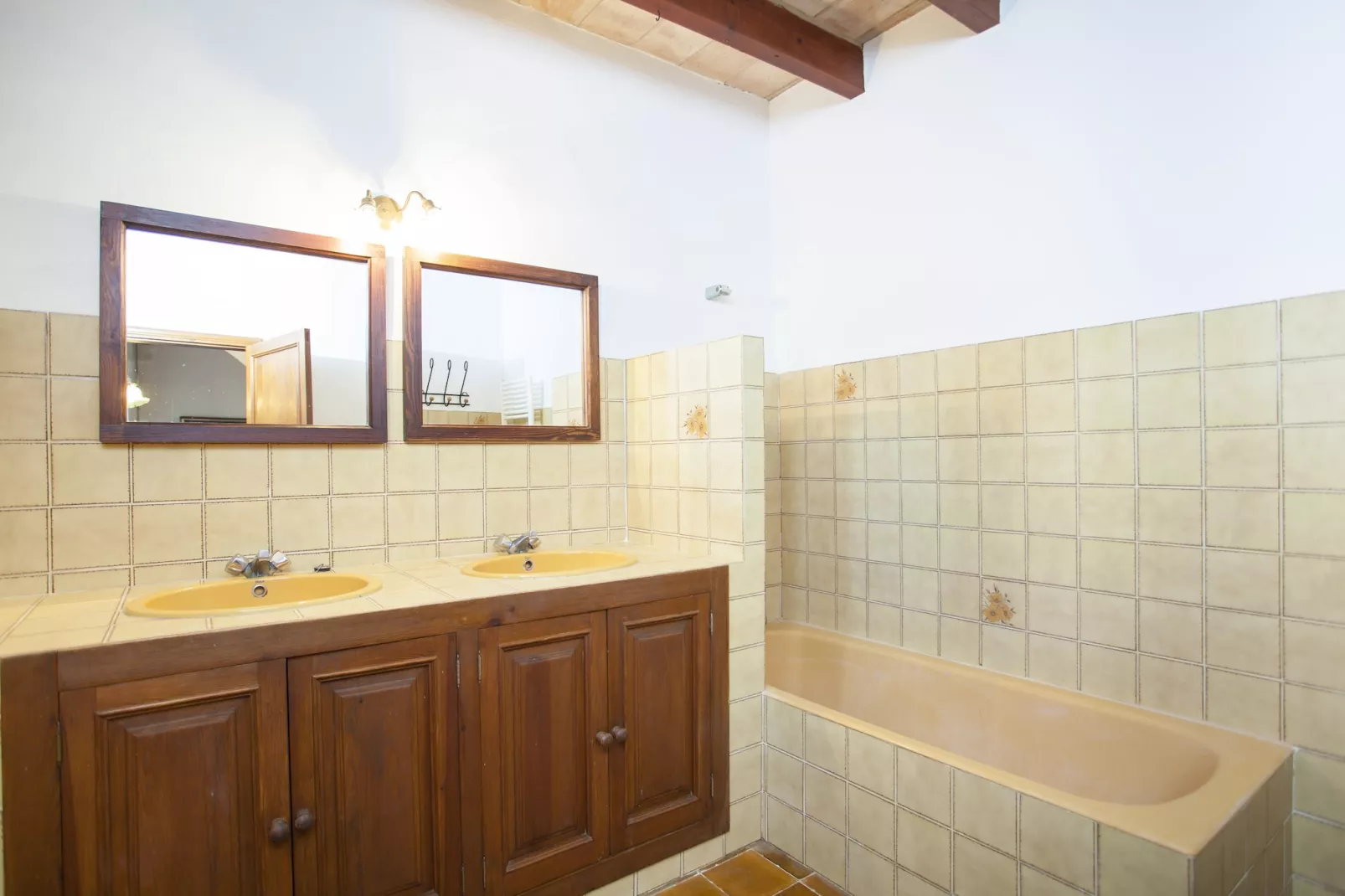 Can Guillo-Badkamer