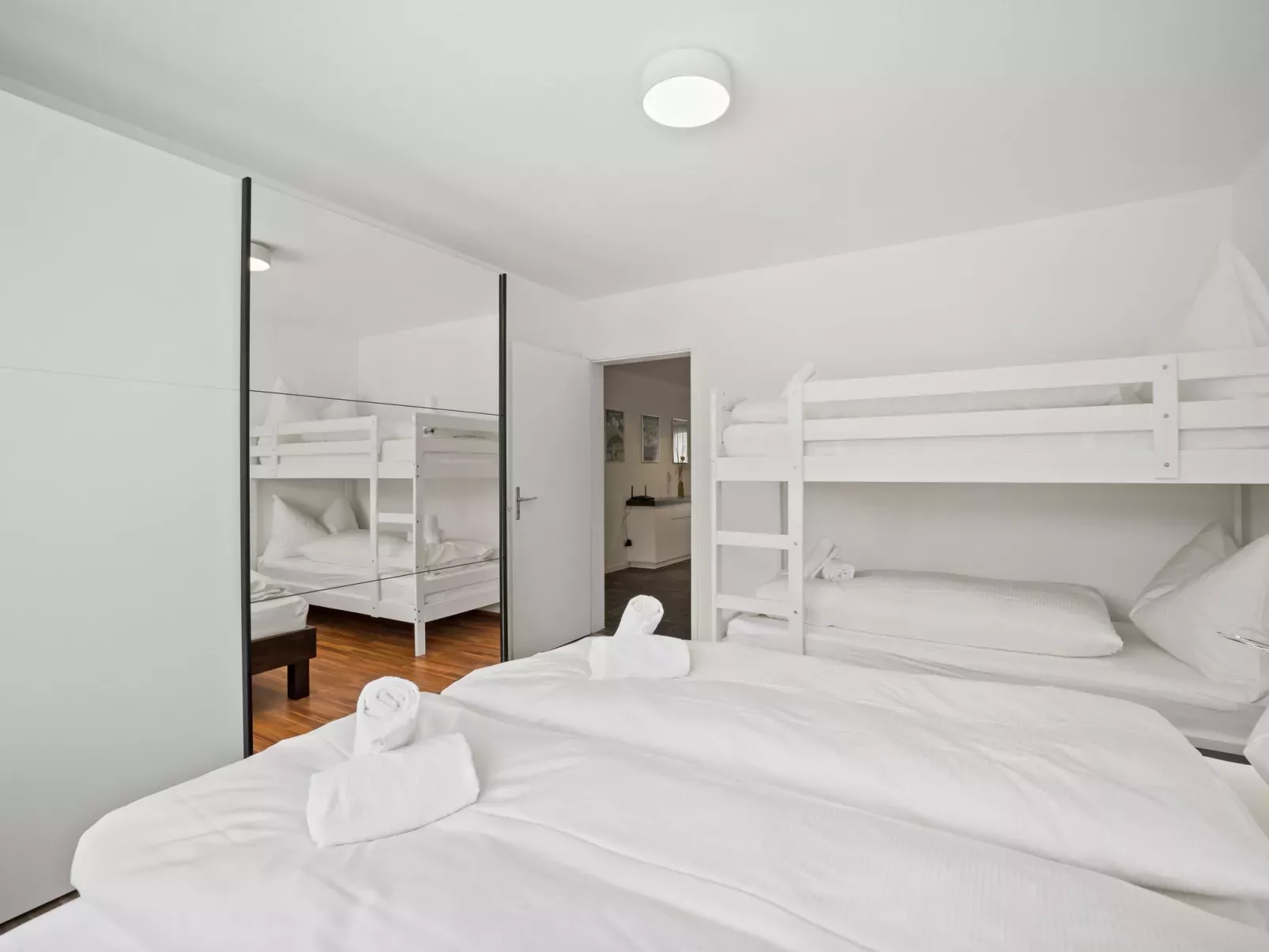 Nr.14 Haus Astoria-Binnen