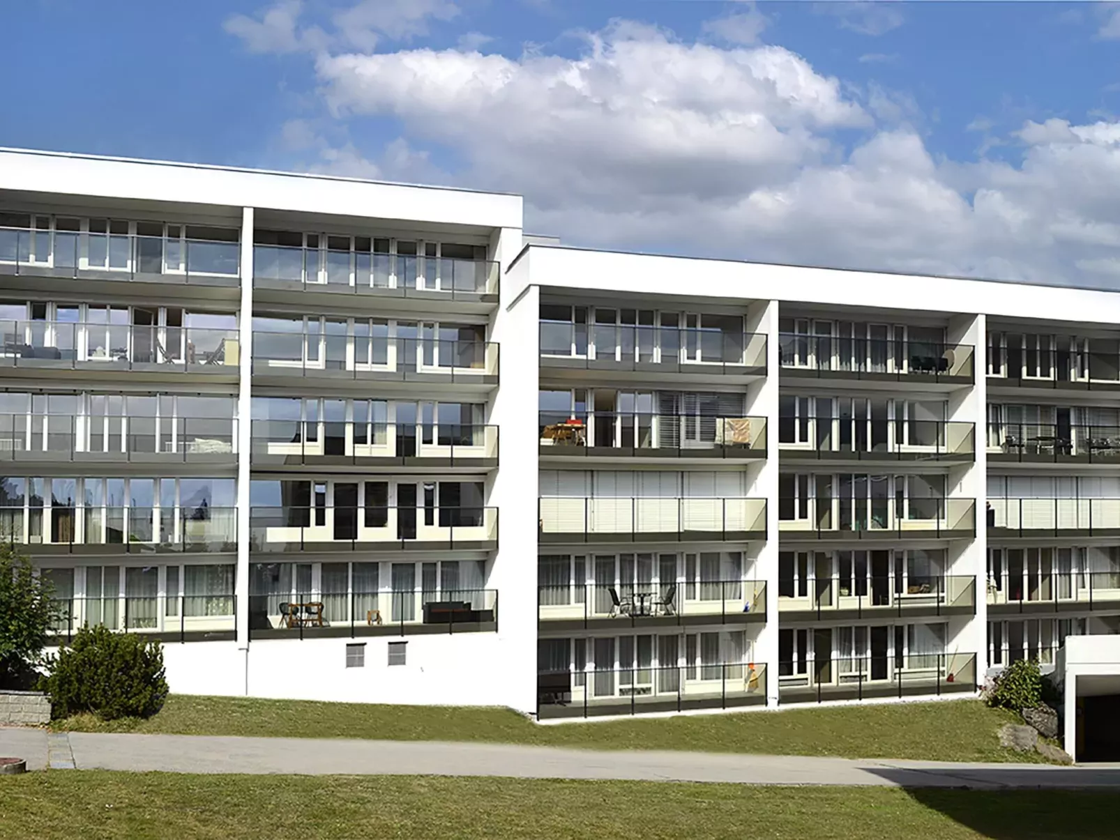 Nr.78 Haus Ladina-Buiten