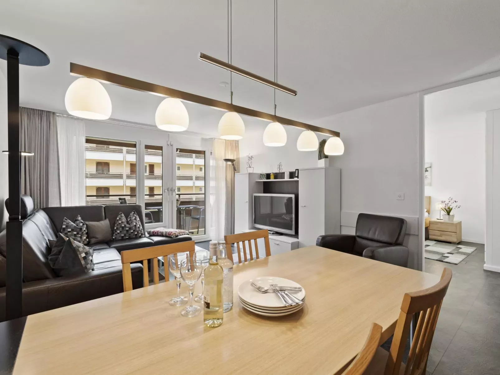 Nr.08 Haus Sursilvana-Binnen
