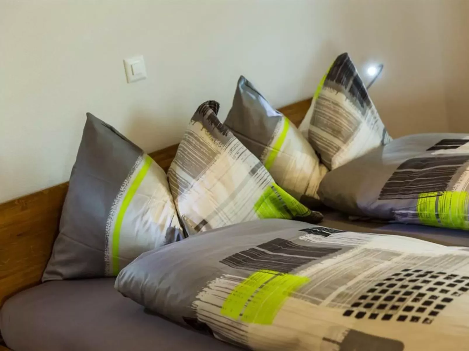 Apartmenthaus Riederhoru A EG-Binnen