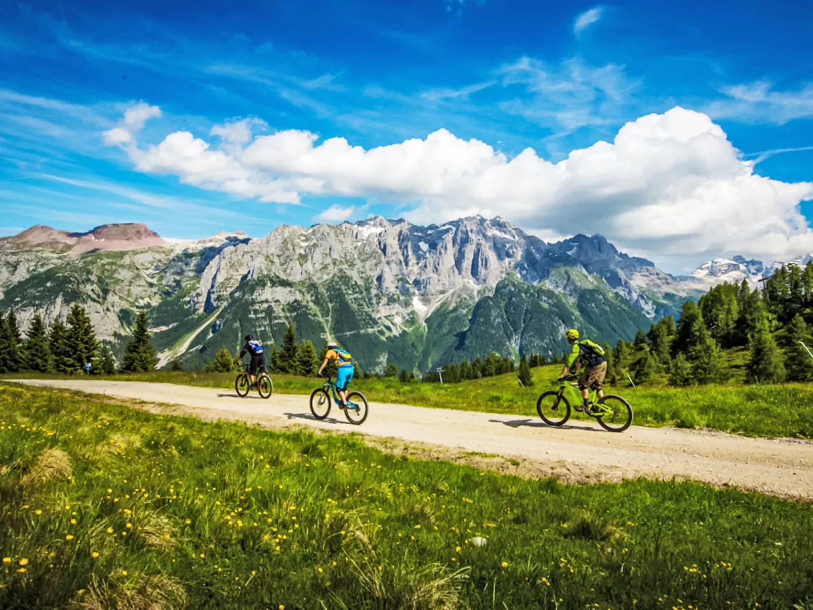 Casa Maya Ski & Bike-Omgeving