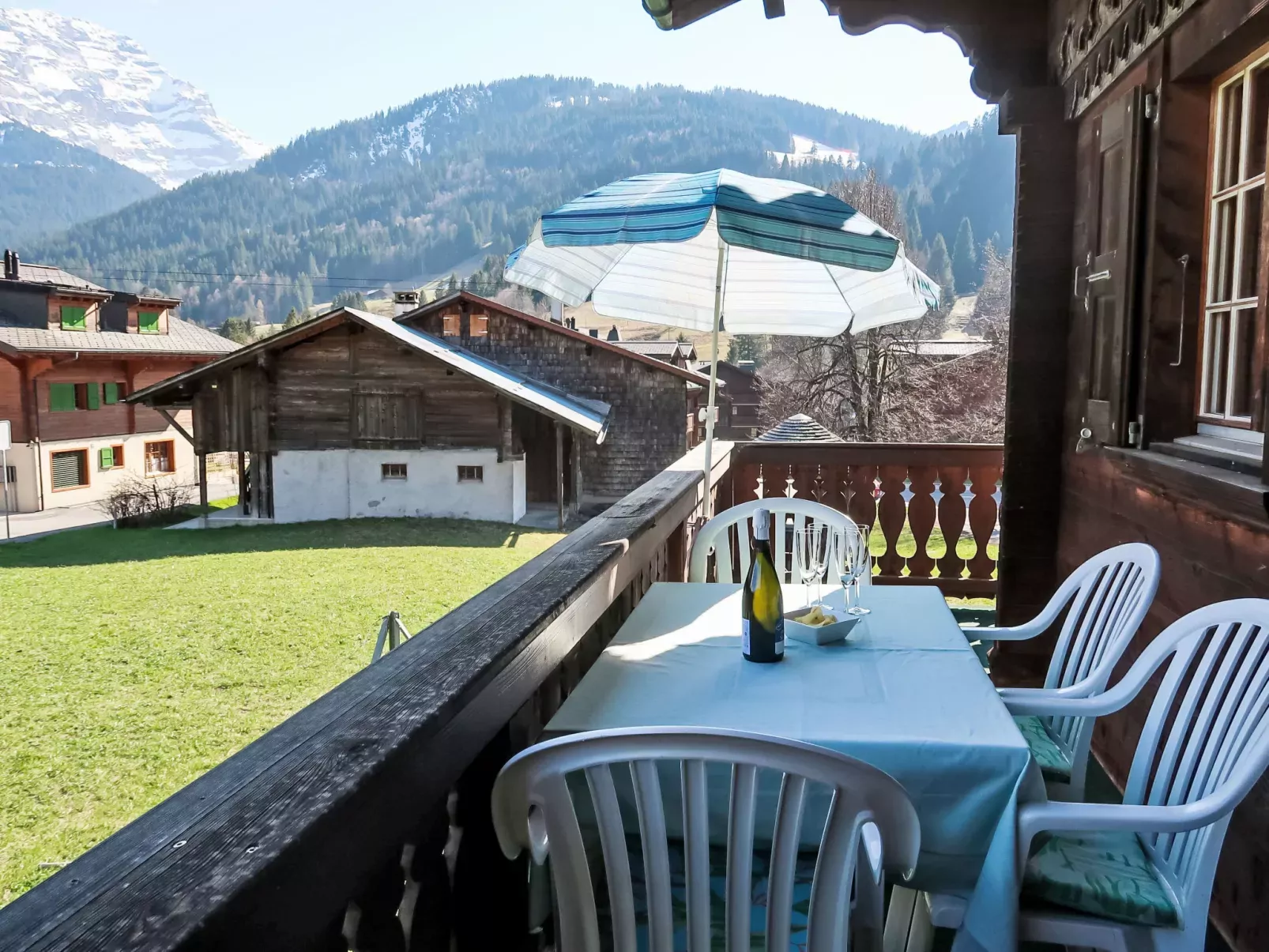 Chalet Tiptop-Buiten
