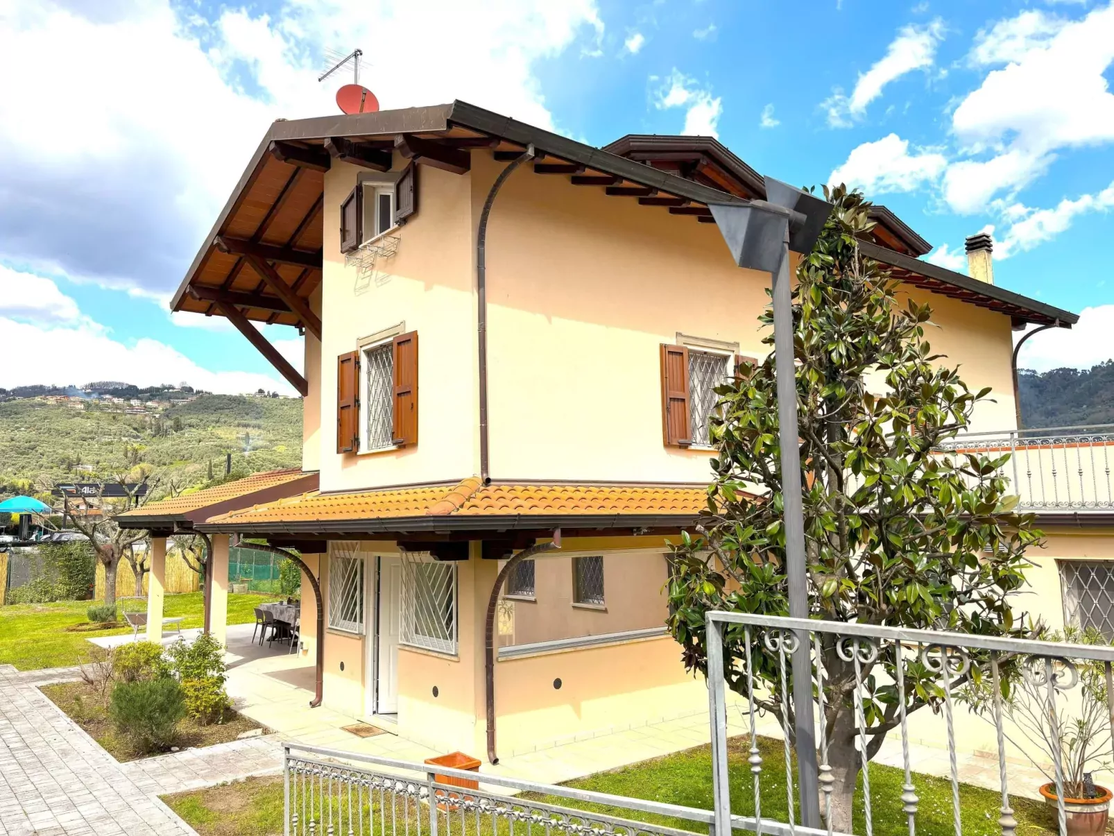 Villa Pardini-Buiten
