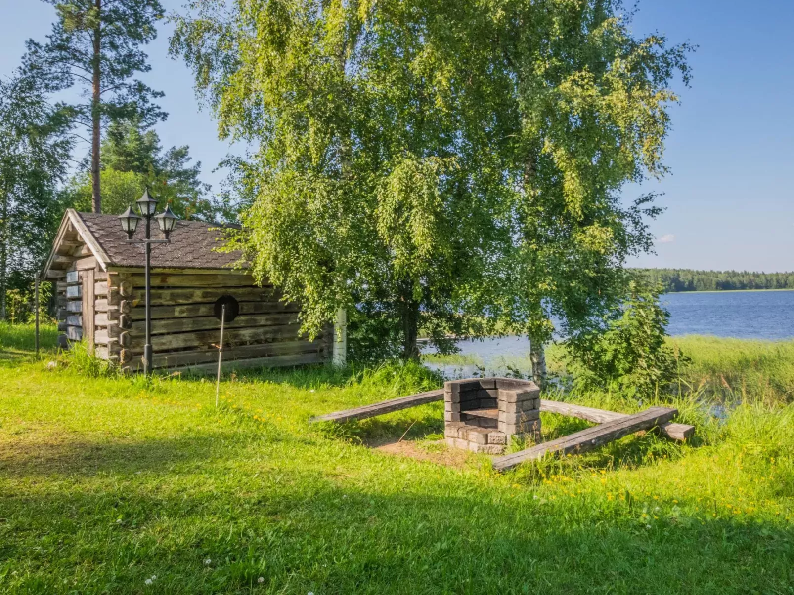 Karjalan kelohuvila-Buiten