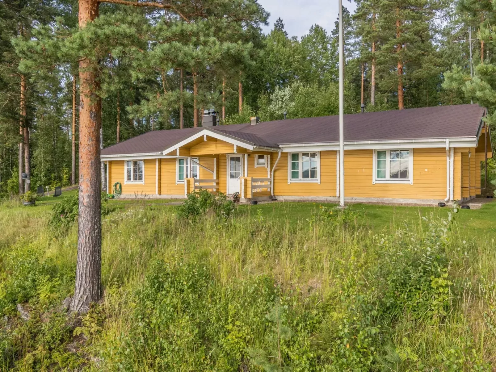 Konnusmaja-Buiten