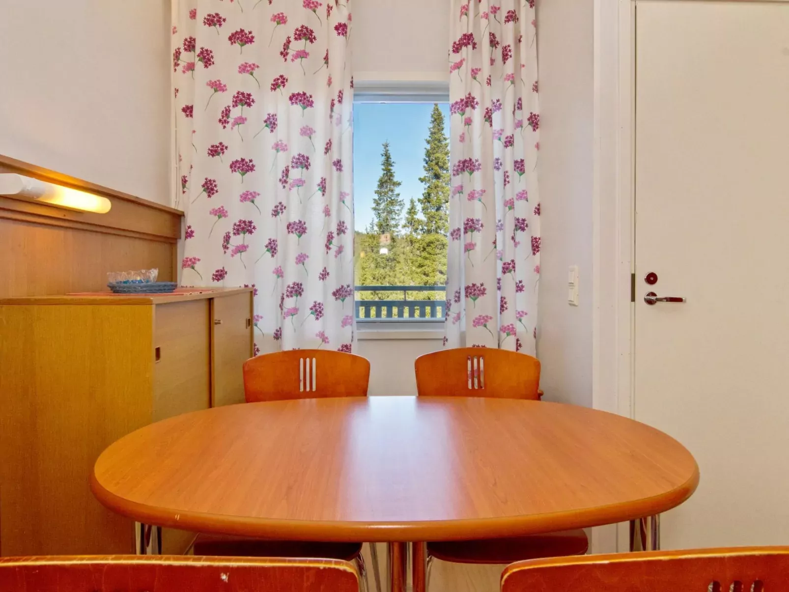 Vuosselin helmi c25-Binnen