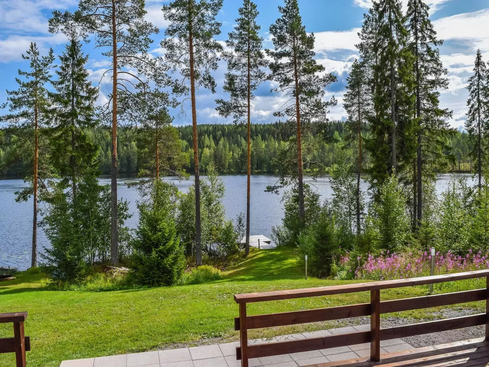 Lekojärven herra-Buiten