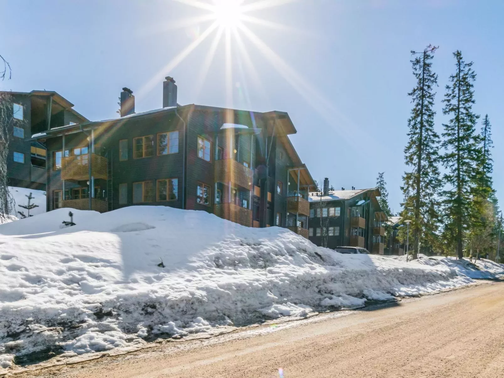 Karhunvartijan linna c22-Buiten
