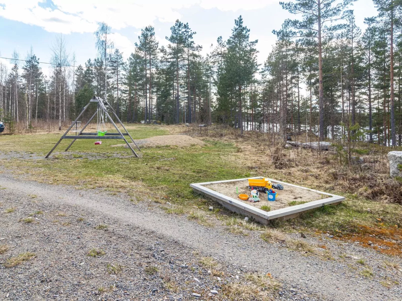 Hämyrinne-Buiten