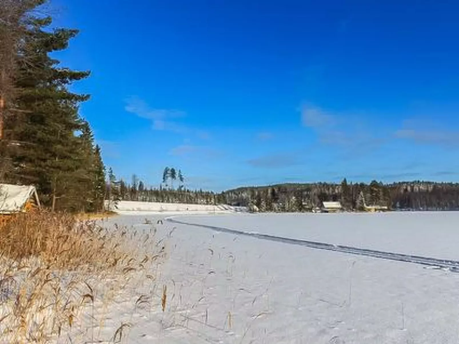 Keitaanniemen lomamökki-Buiten
