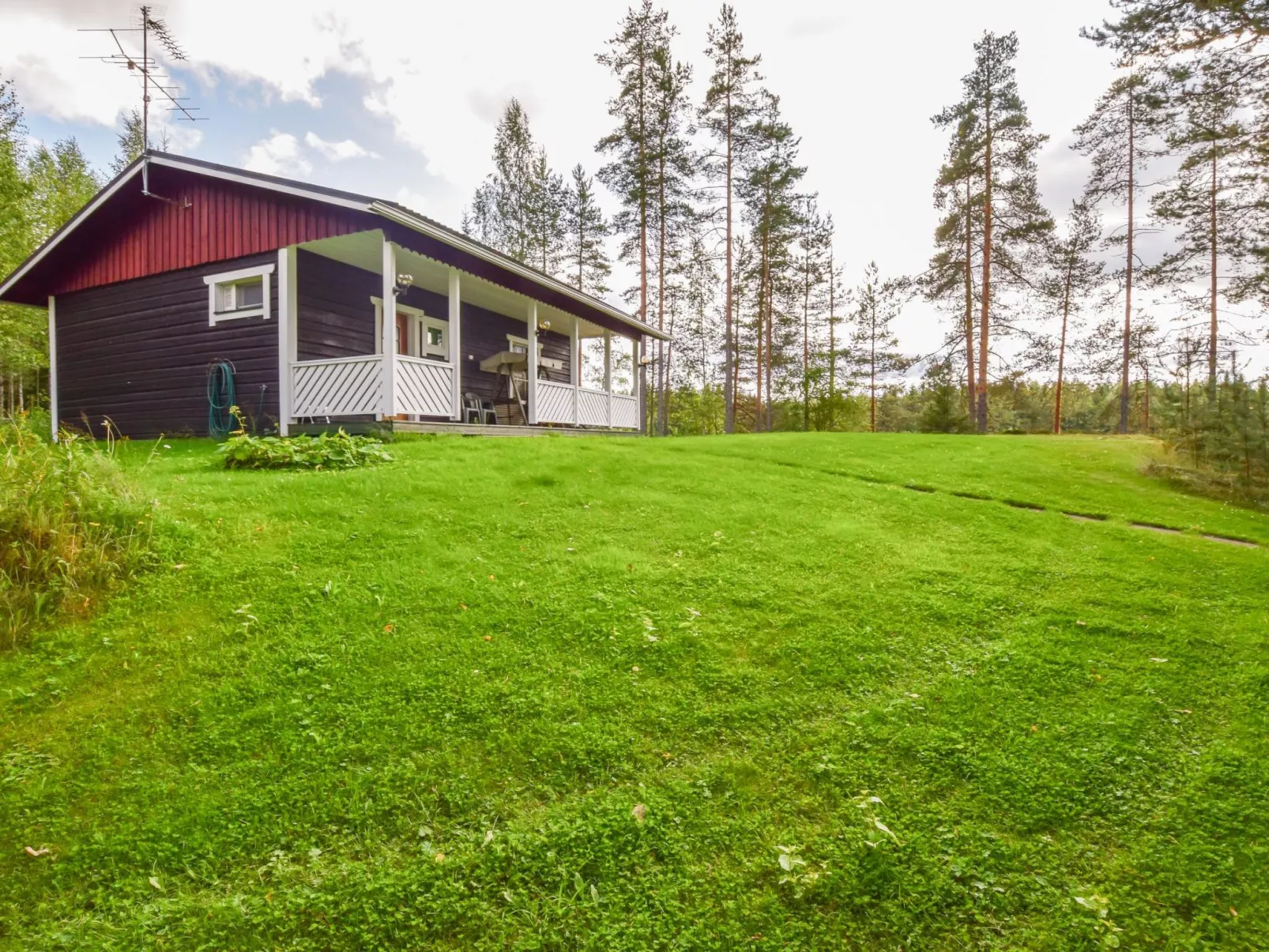 Sieralahden lomakylä, nr 2-Buiten