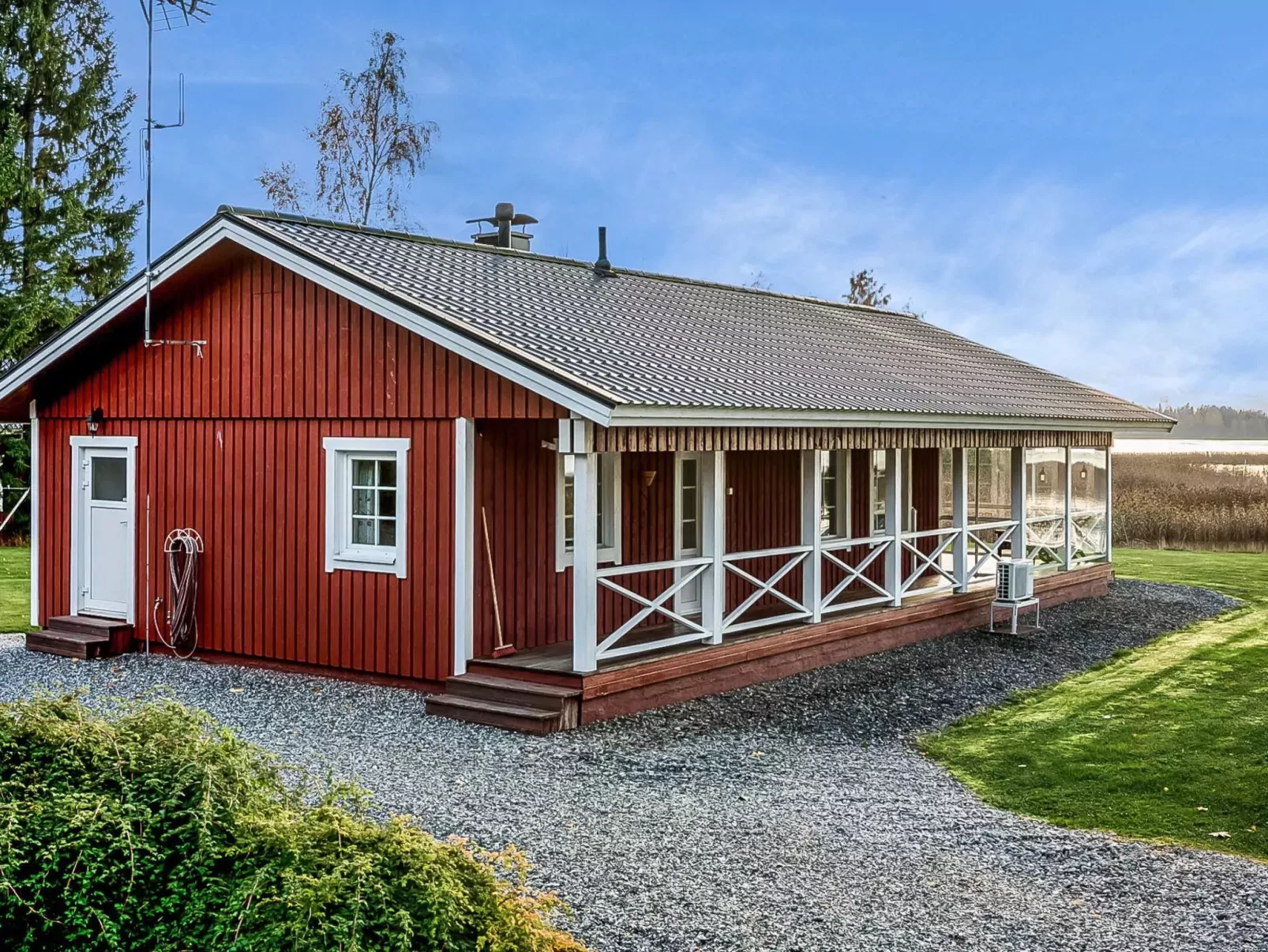 Villa blomvik-Buiten