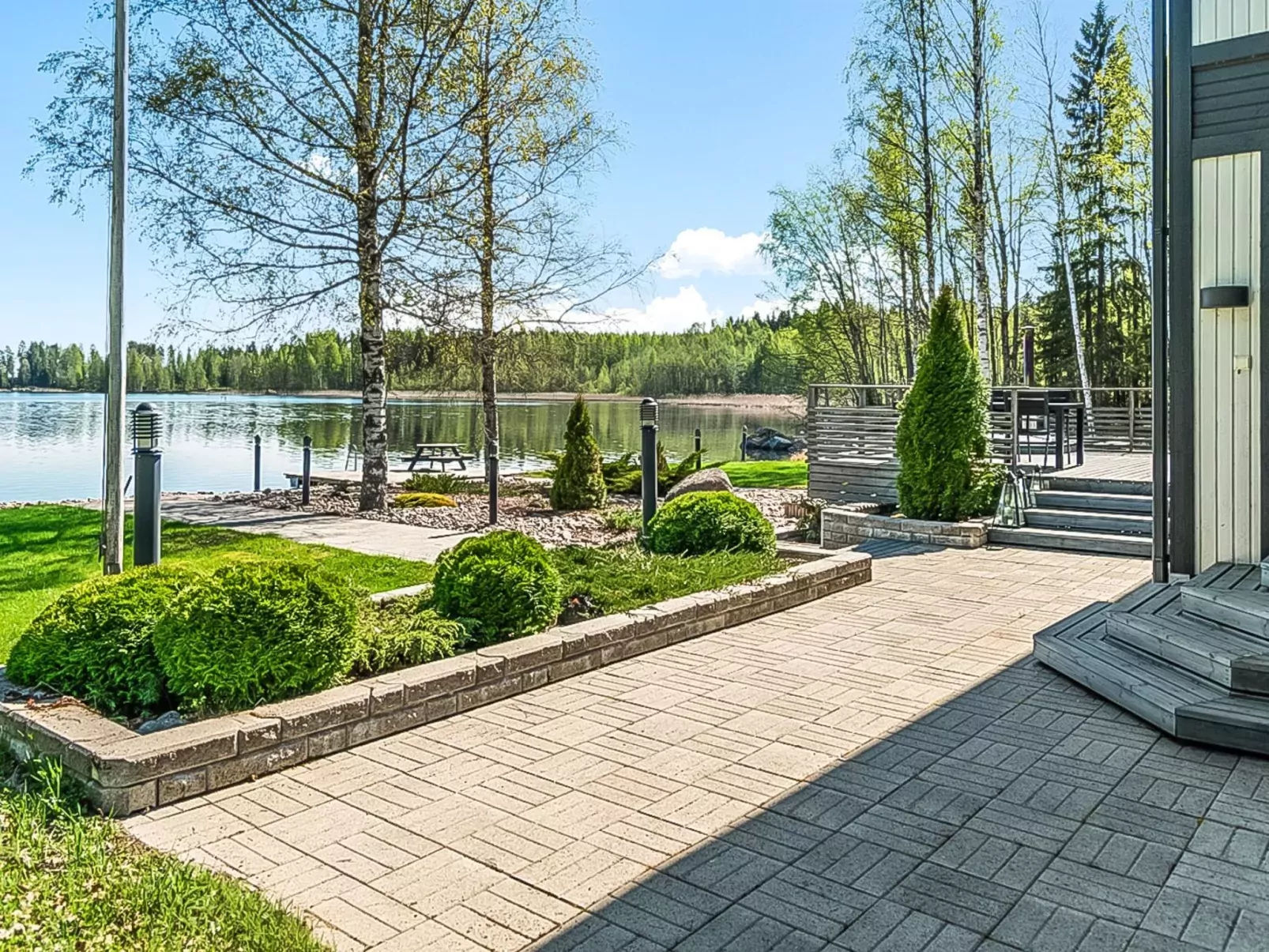 Villa kaivopuisto-Buiten