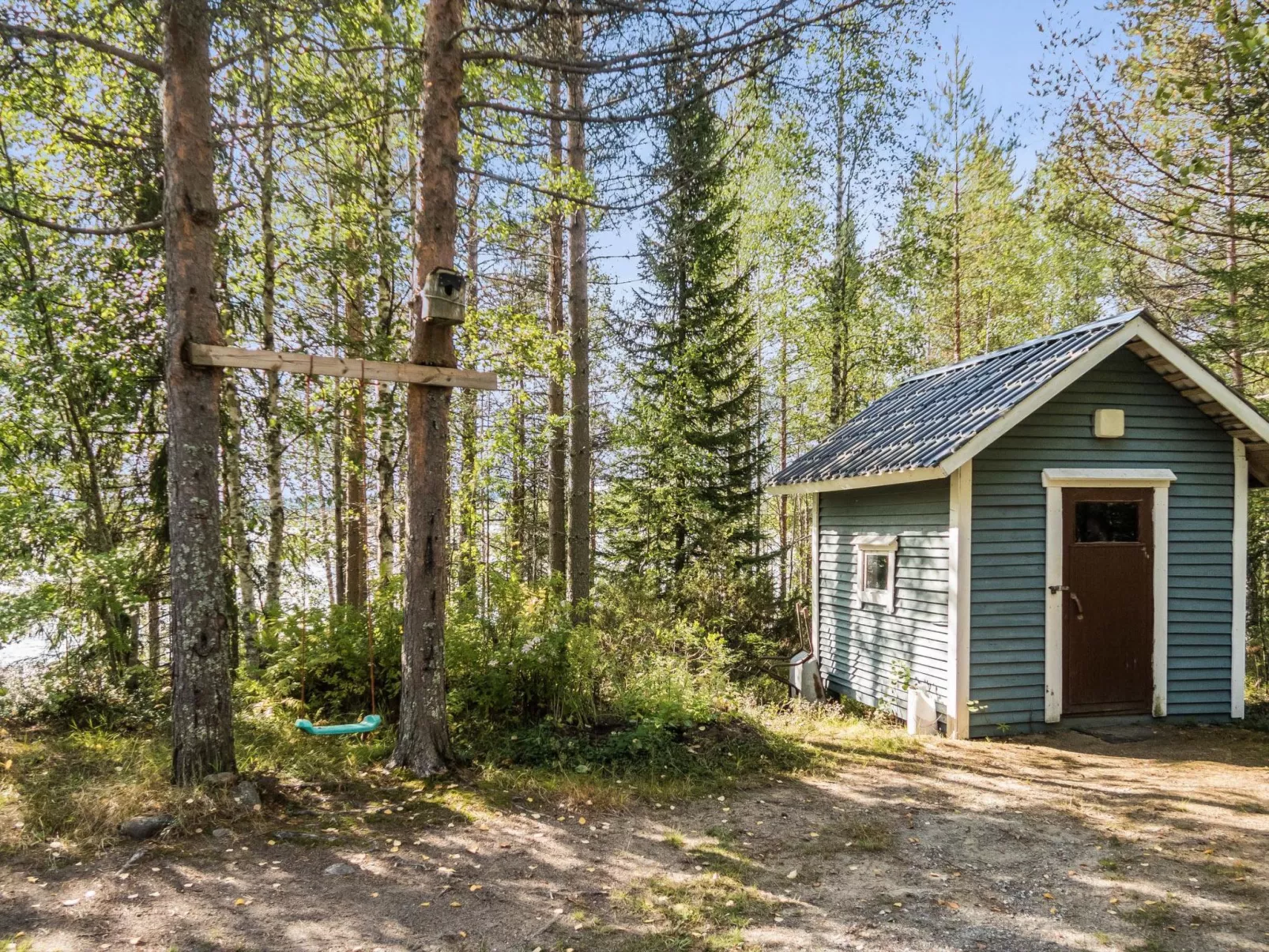 Huotarin mökki-Buiten