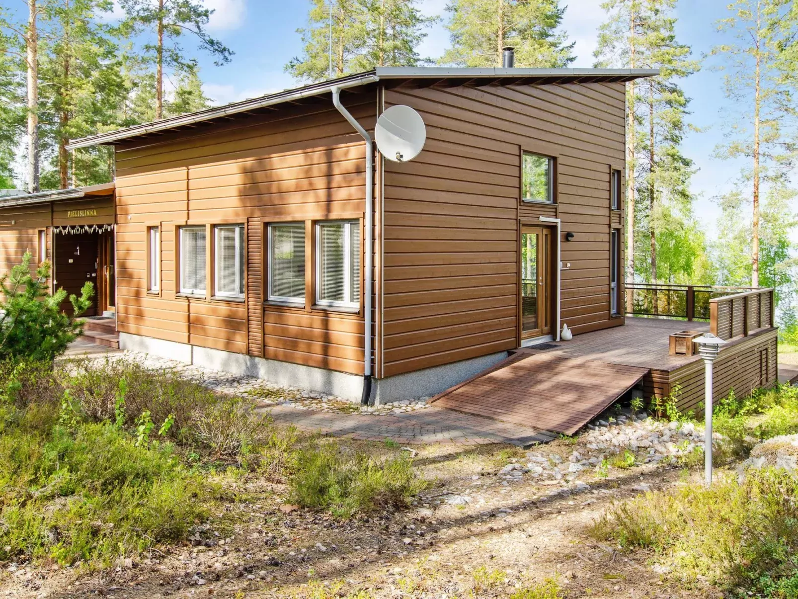 Pielislinna/loma-koli-Buiten