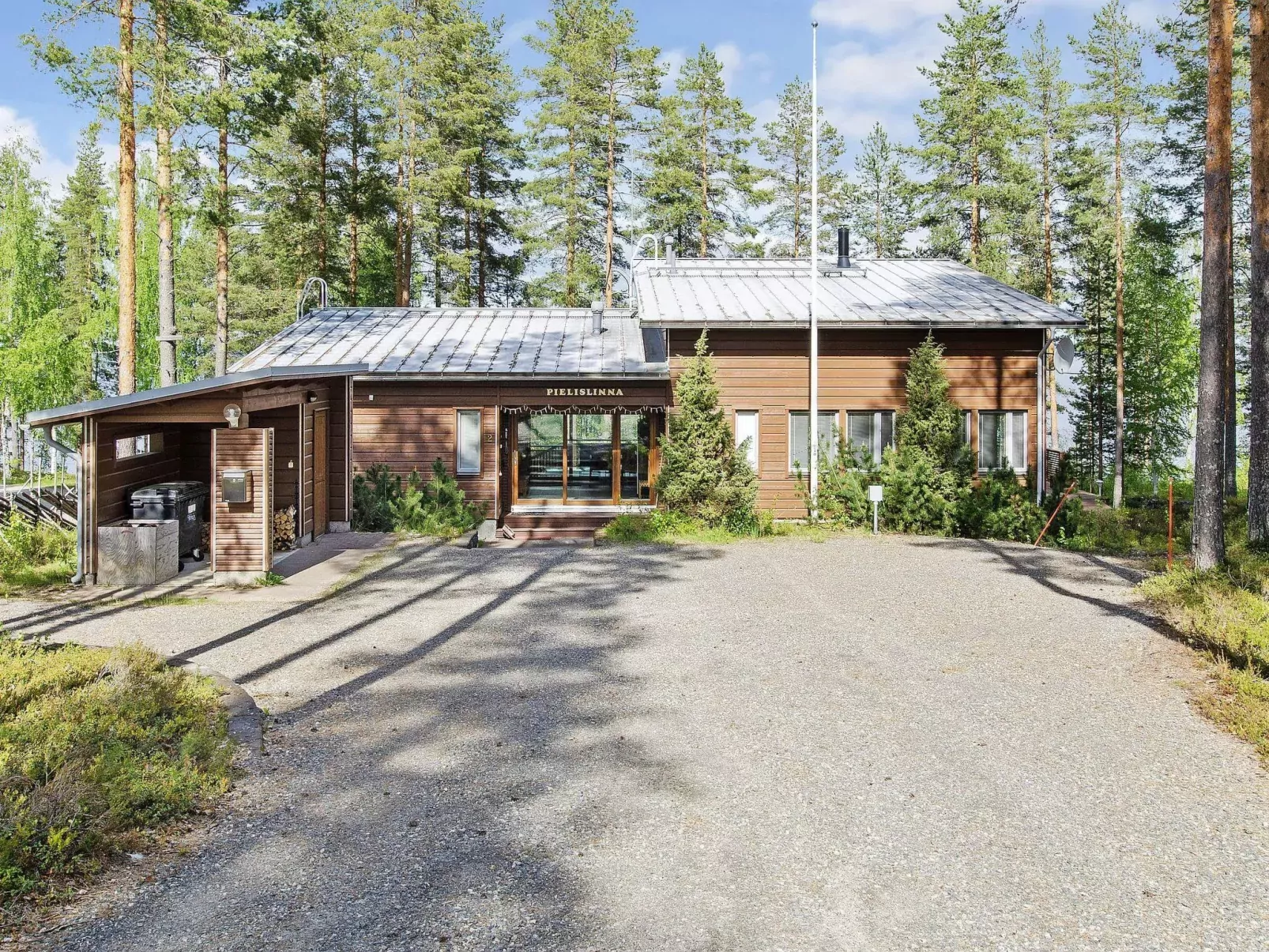 Pielislinna/loma-koli-Buiten