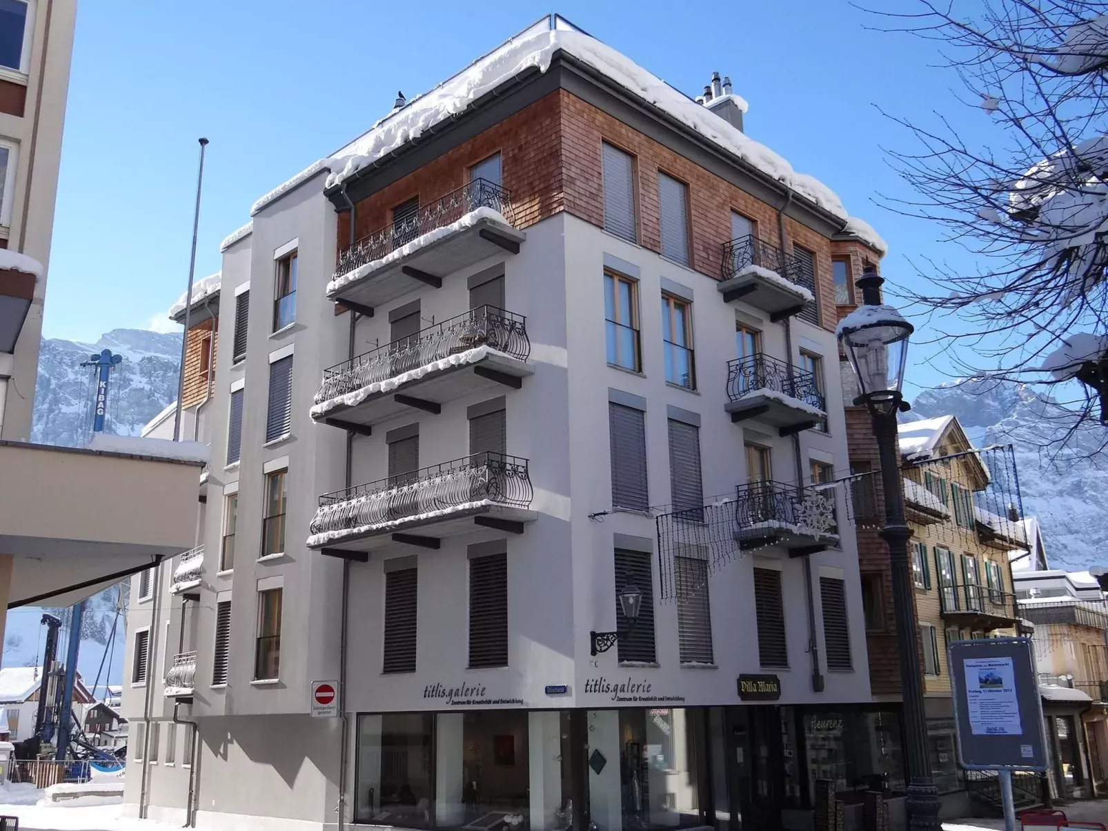 Dorfstrasse 7/42-Buiten