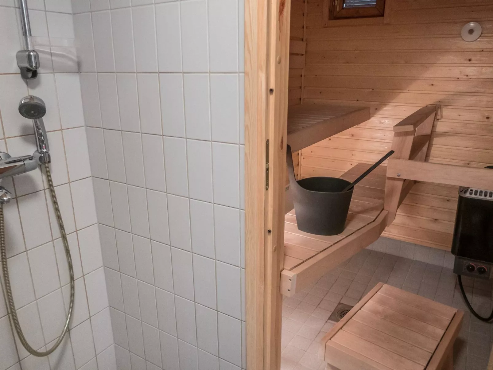 Karhunvartijan linna a7-Binnen