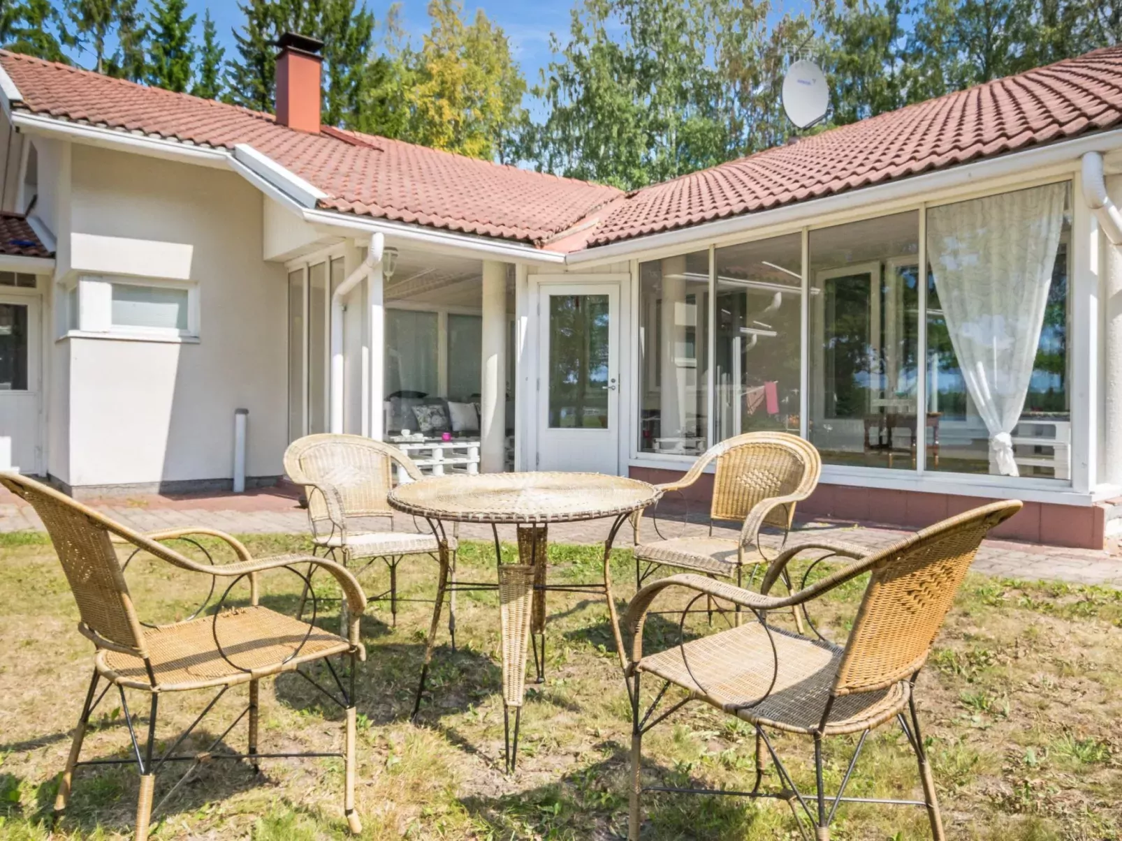Lake suite-Buiten