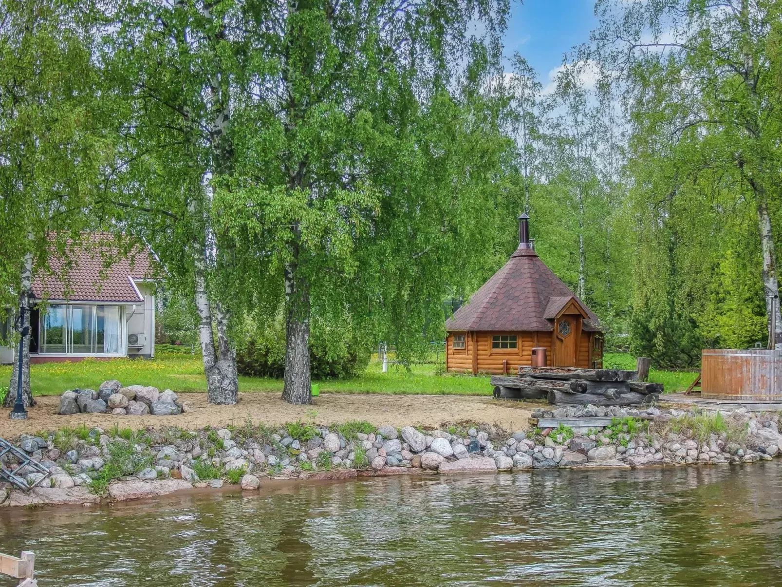 Lake suite-Buiten