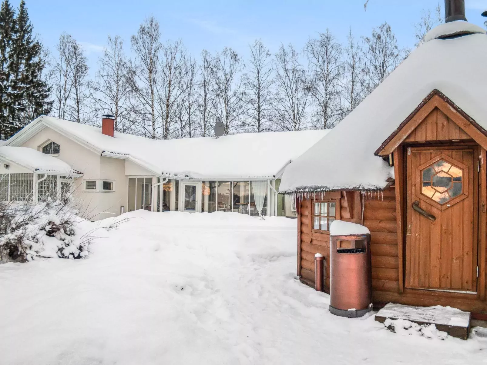 Lake suite-Buiten