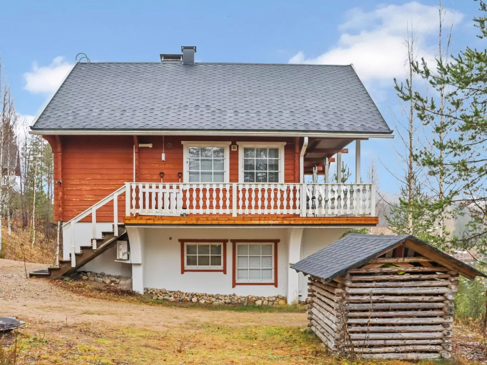 Aurinkoalppi 10b paritalo-Buiten