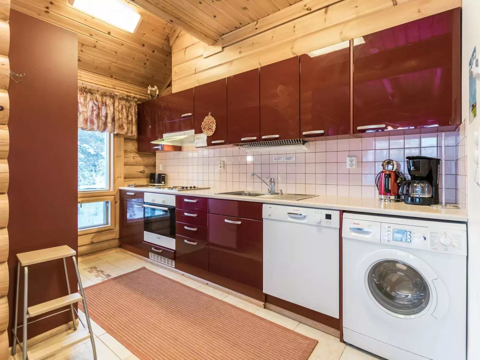 Sateenkaari cottage
